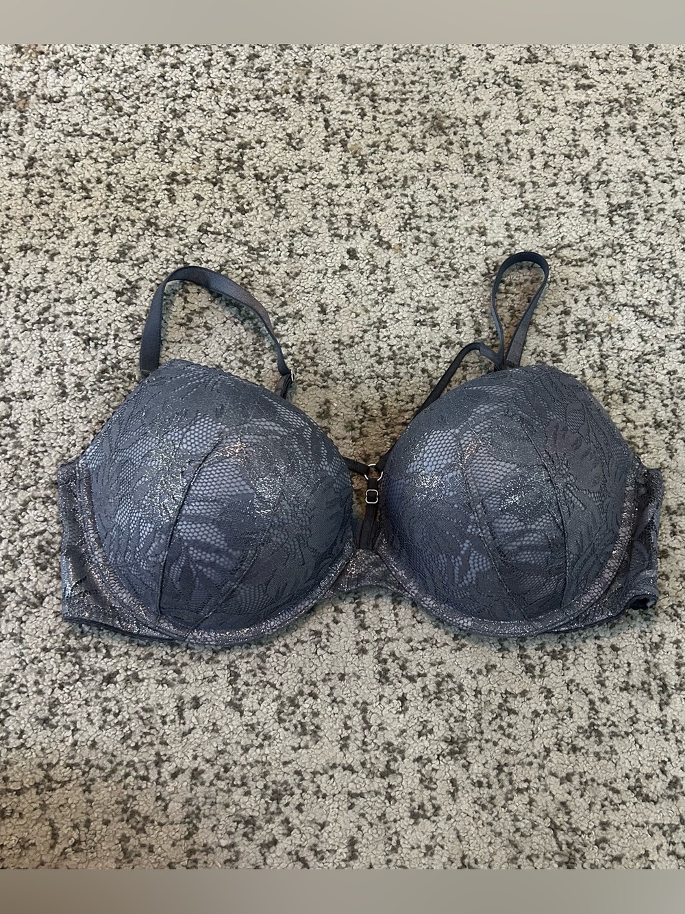 Victoria’s Secret Dark Gray & Silver Floral Laced Wire Very Sexy Push Up Bra 36D
